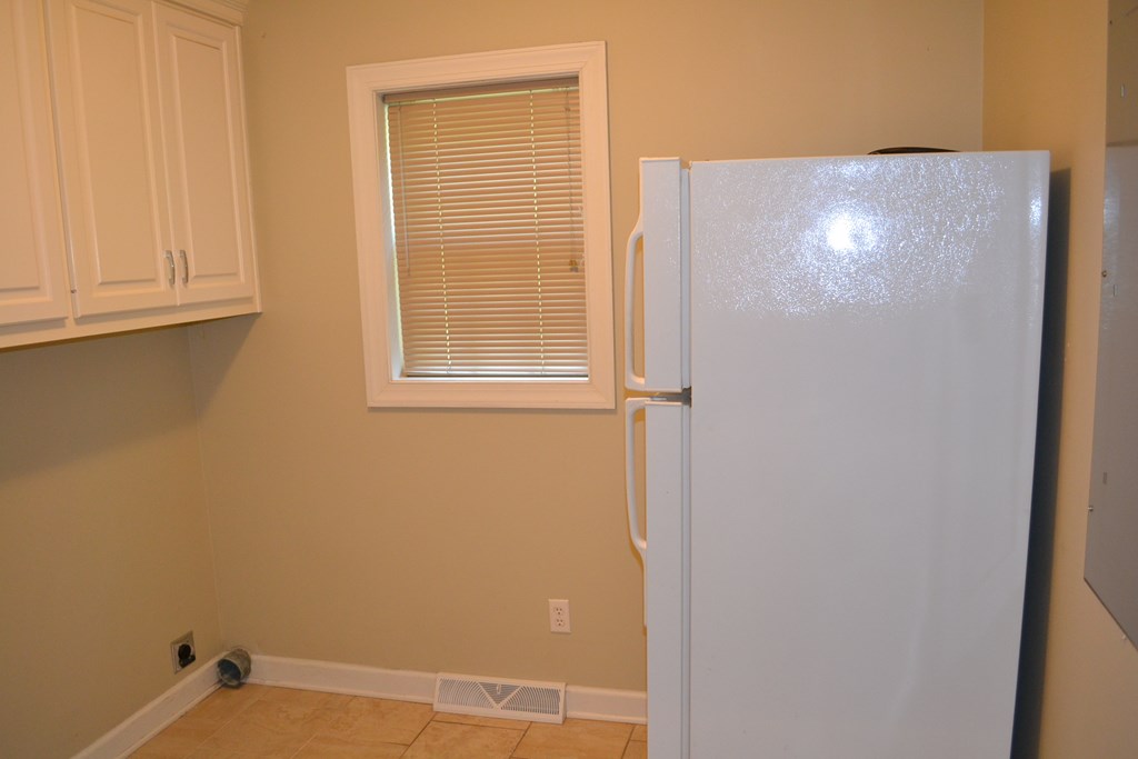 Second refrigerator included!